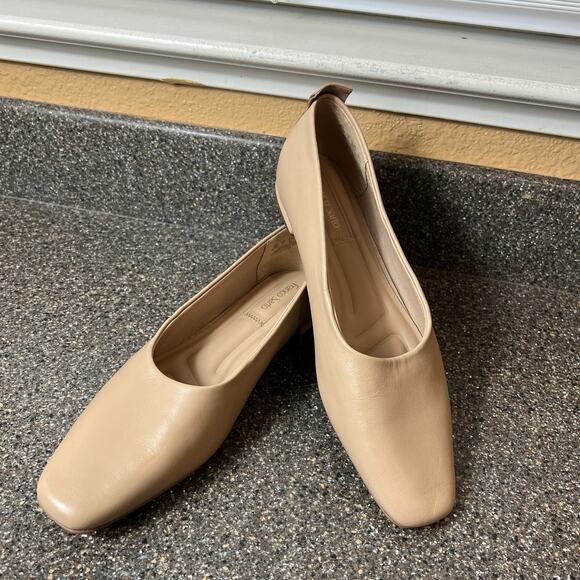 Franco Sarto Beige Leather Ballet Flats Shoes Womens 9.5M Slip On Comfort Casual - Picture 1 of 10